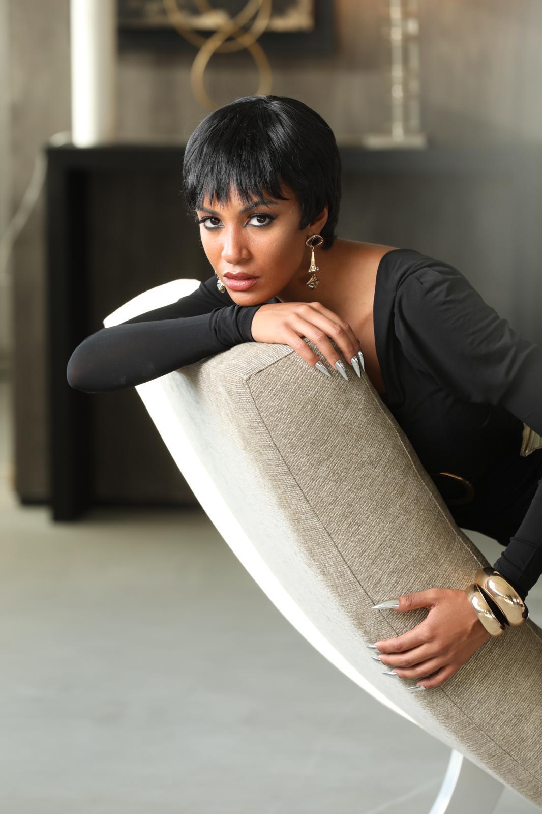 The Black Dress Fitted as seen on Malvi Magazine Italy - Image 3